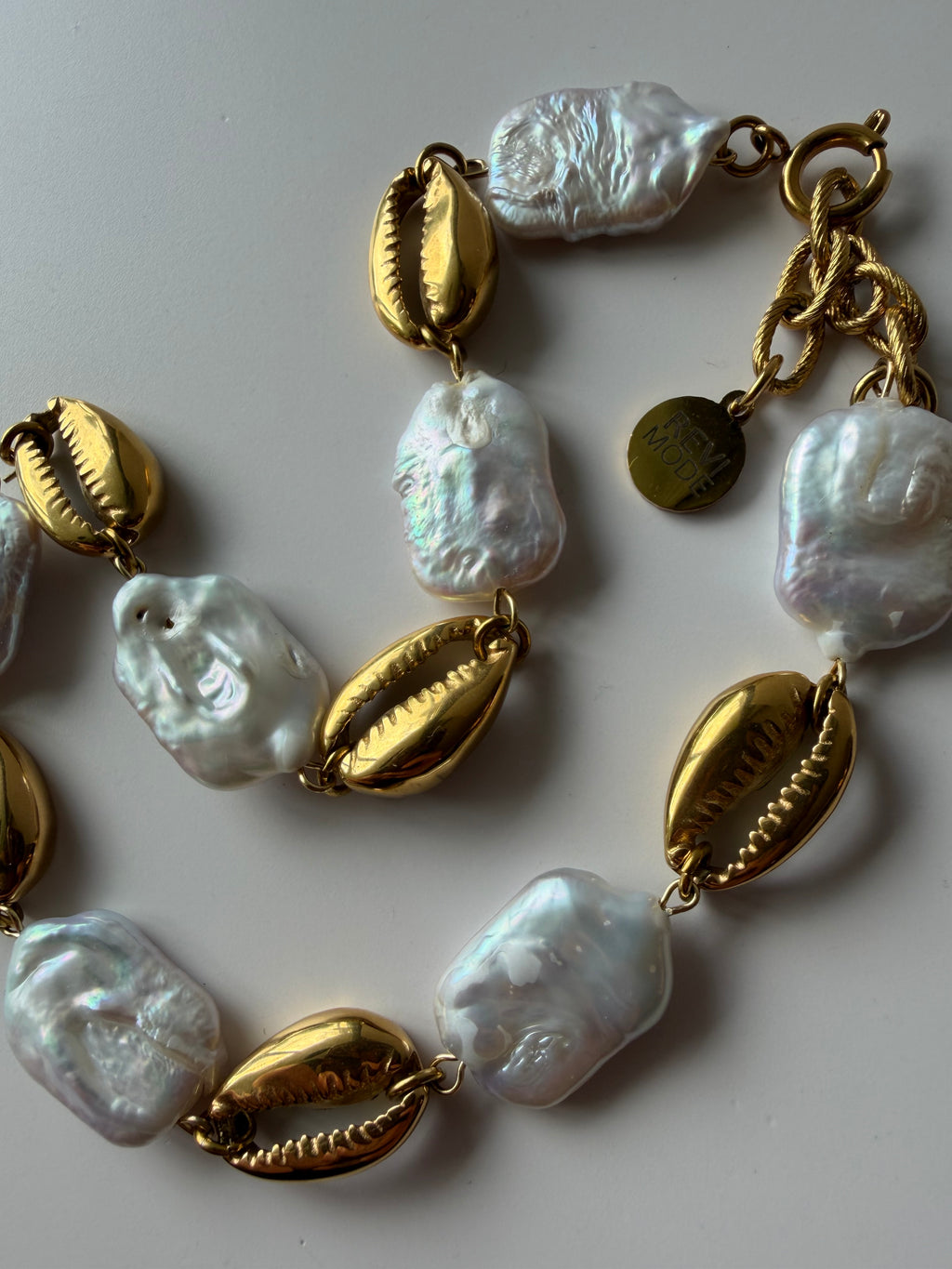 Kaia Keshi Pearl Choker