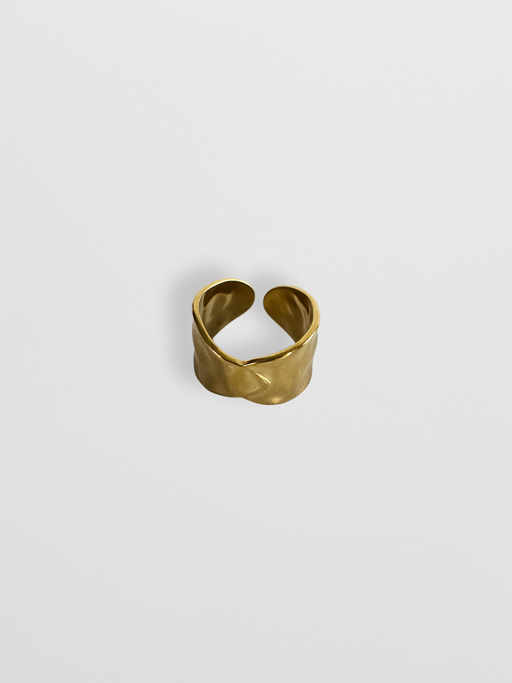 Hanna Hammered Ring