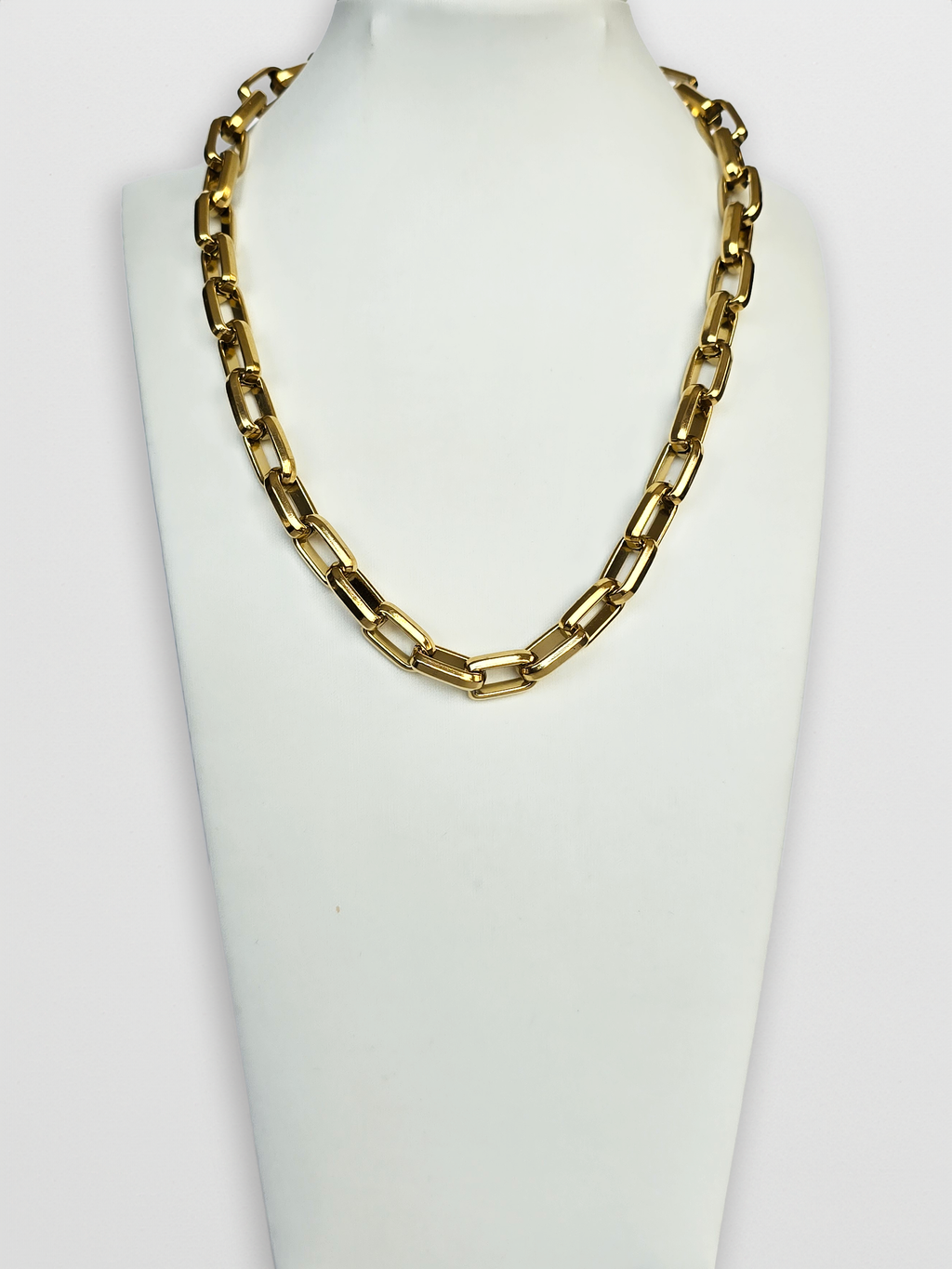 Charlize Chunky Chain Necklace