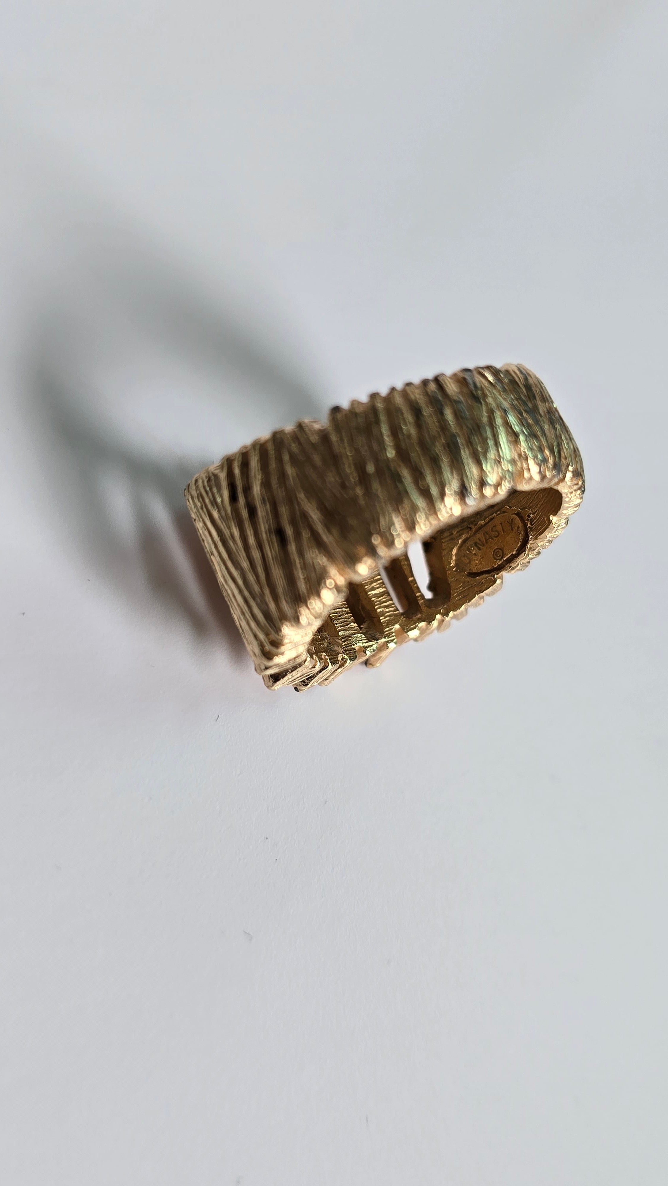 70's Dynasty Fence Ring