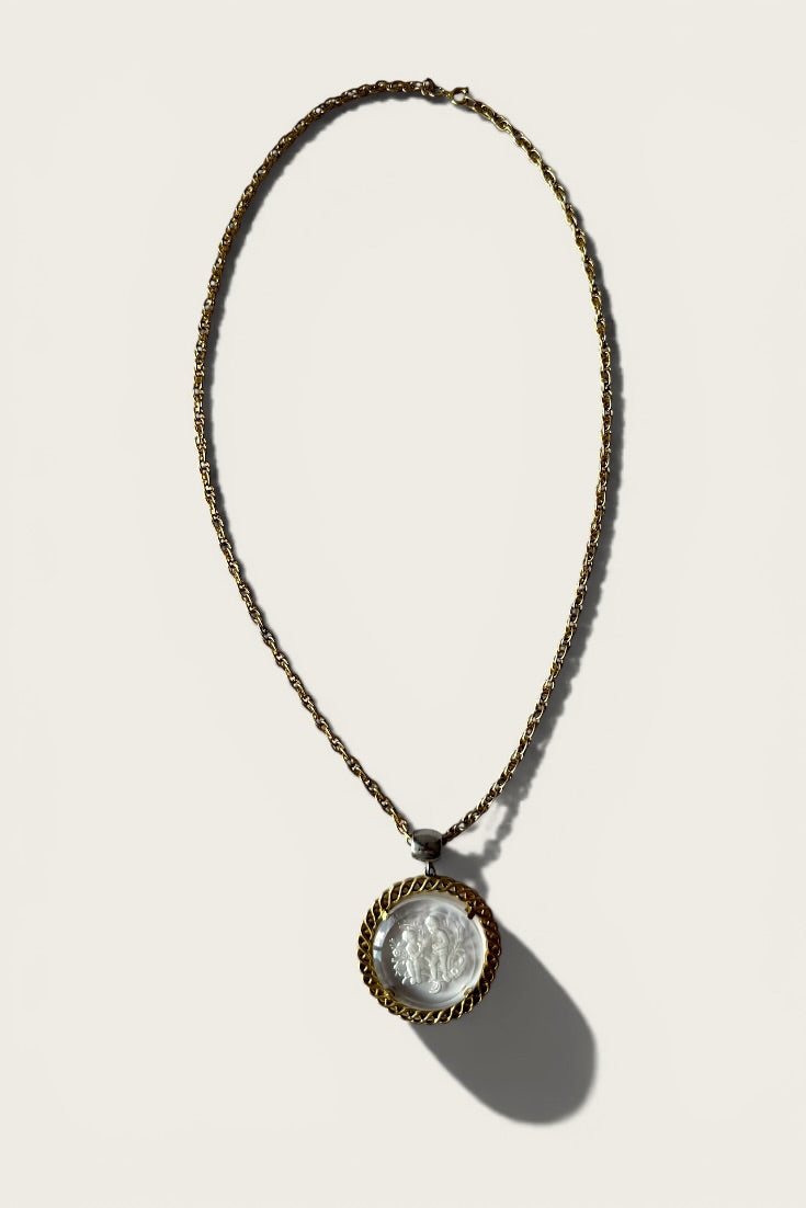 60’s Gold-Tone Glass Intaglio Gemini Pendant Necklace