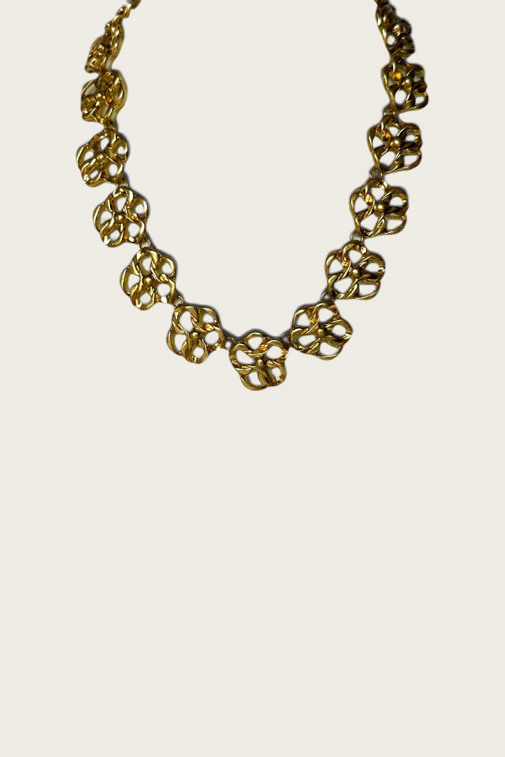 Vintage Floral Petal Chocker