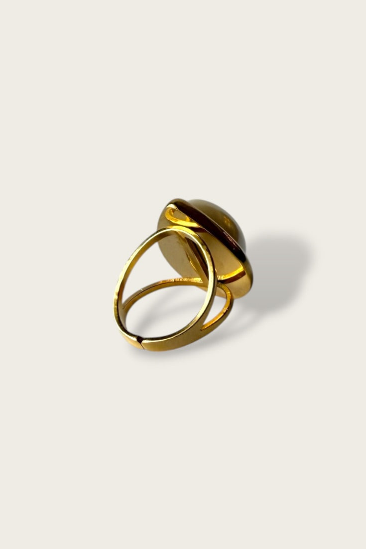 Teardrop Pearl Ring