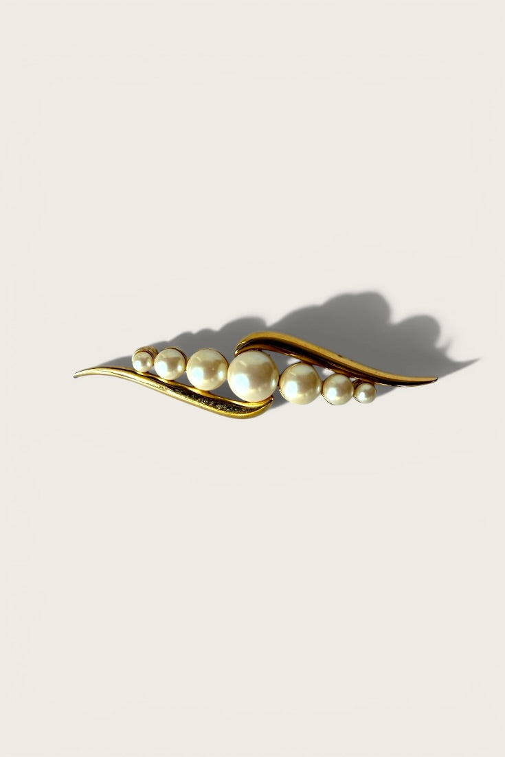 Monet Pearl Swirl Brooch