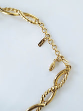 Load image into Gallery viewer, Vintage Gold-tone Dual Textured Rope Choker