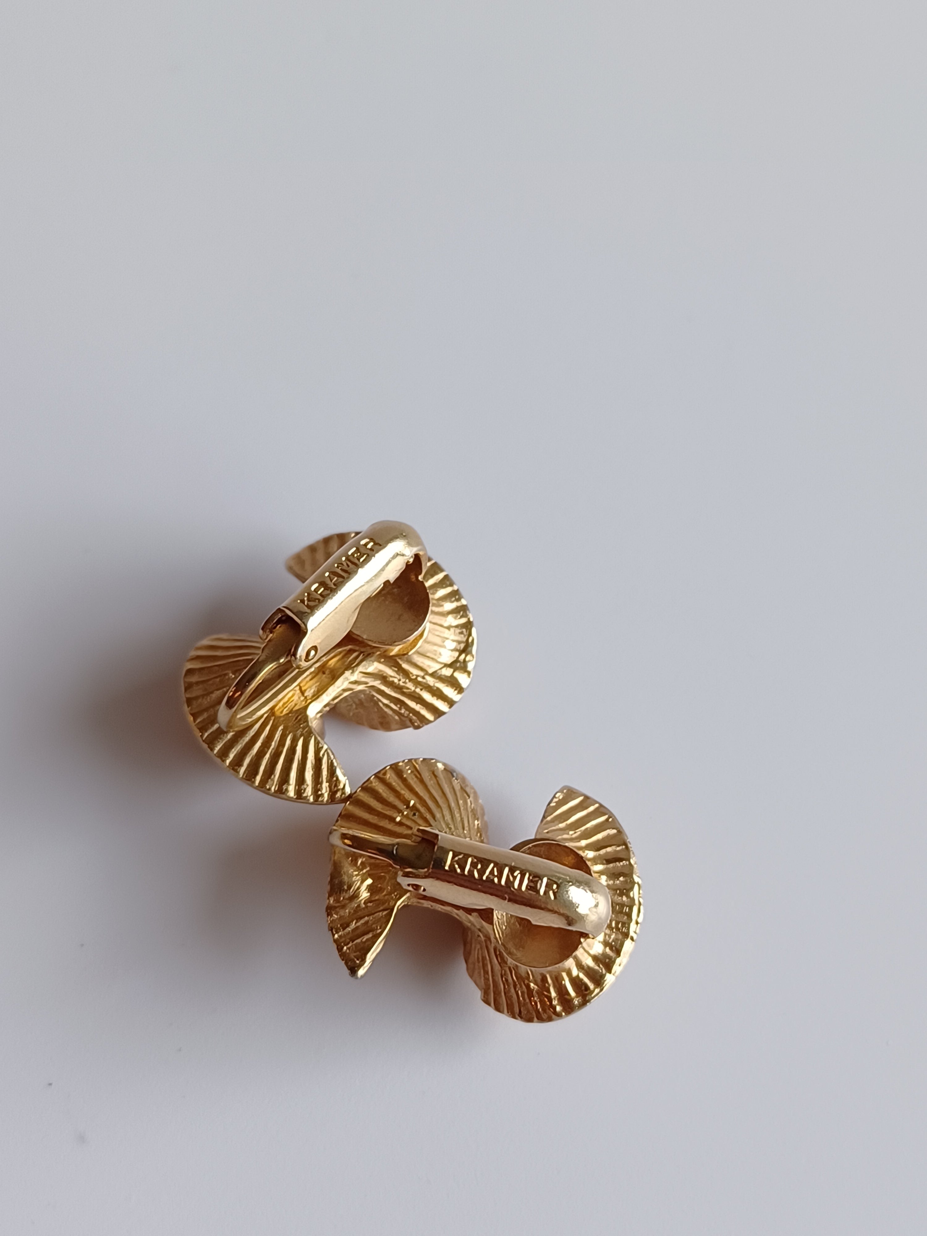 50's Kramer Swirl Pearl Earrings