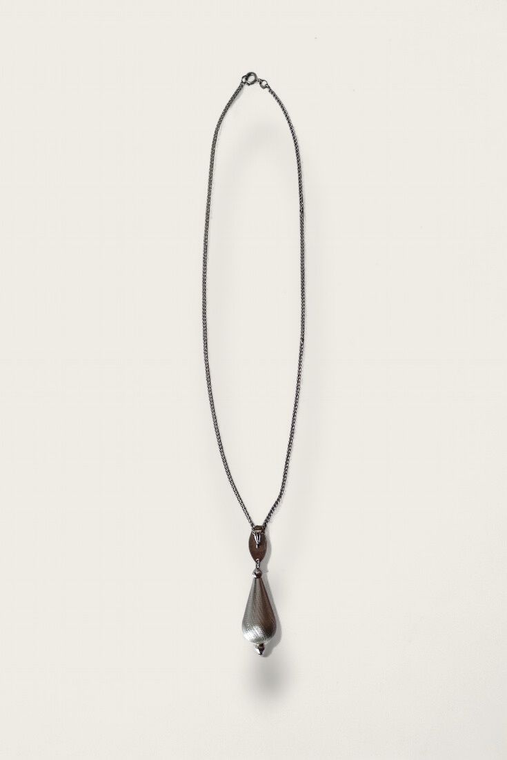 60's Teadrop Pendant Necklace