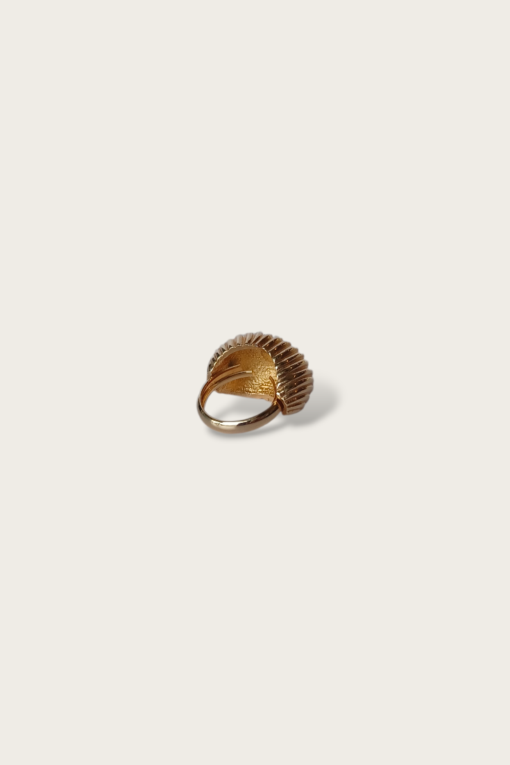 80's Dynasty Shrimp Dome Ring