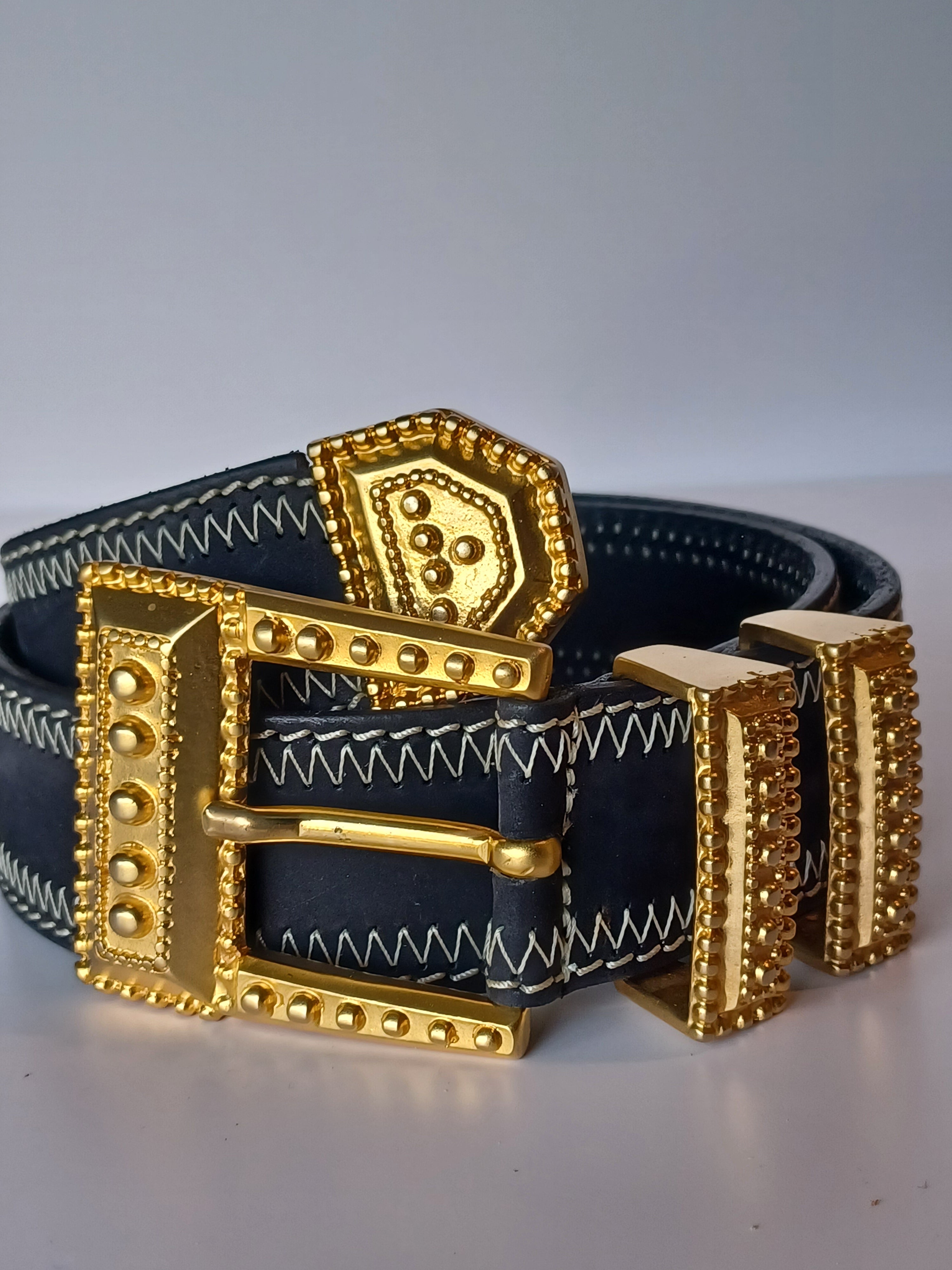 Vintage Adoppia Vita Black Belt