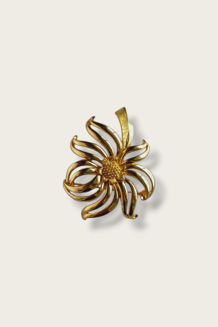 80's Monet Dahlia Brooch
