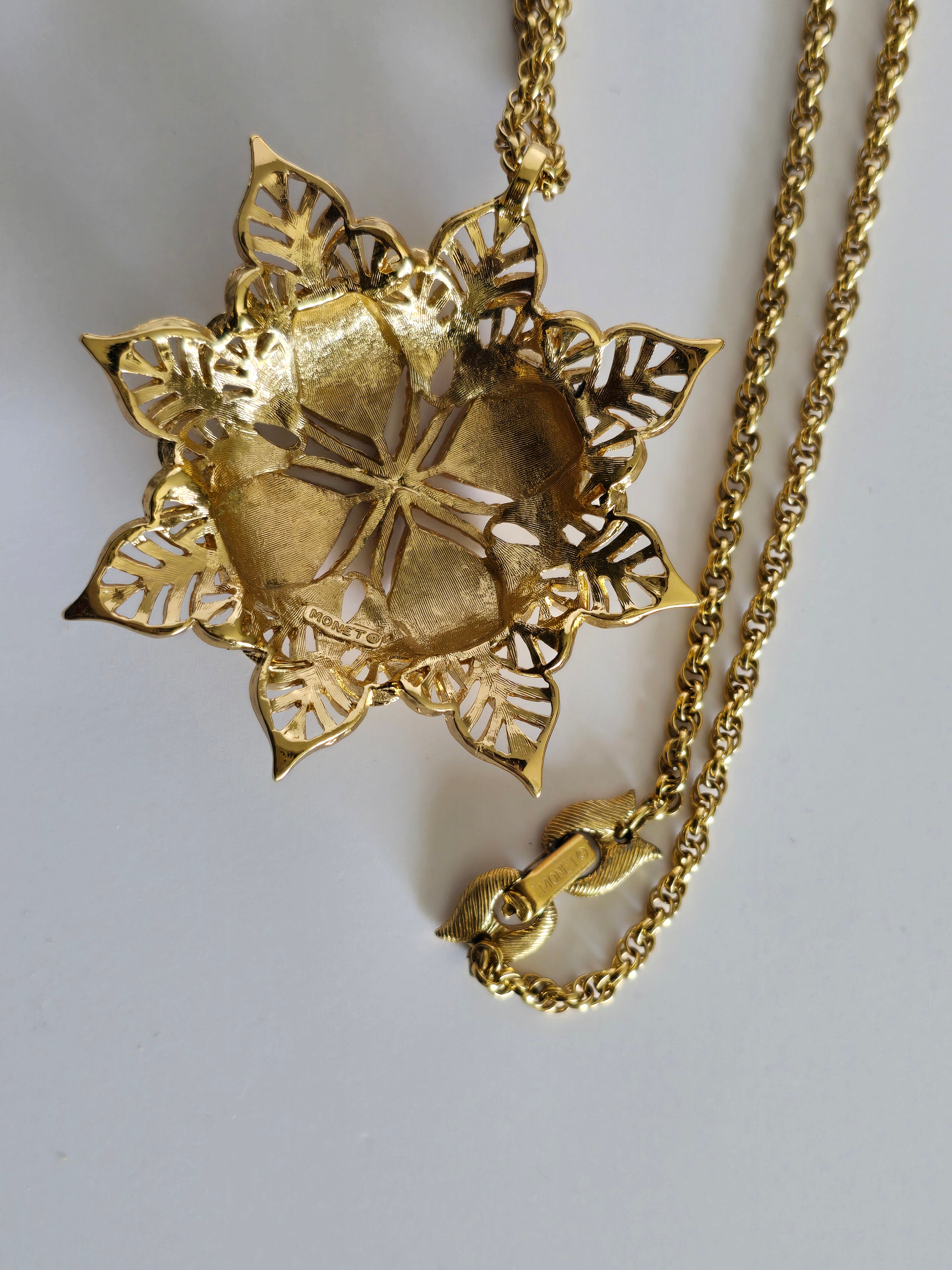 60's Gold-tone Monet Filagree Starburst Necklace