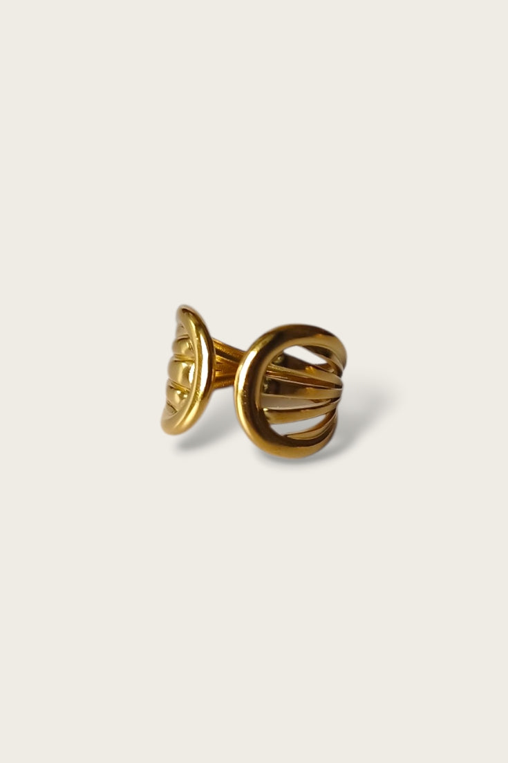Abstract Scalloped Ring