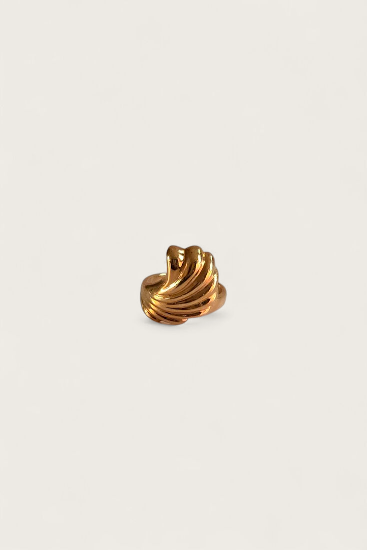 80s Sculptural Swirl Ring