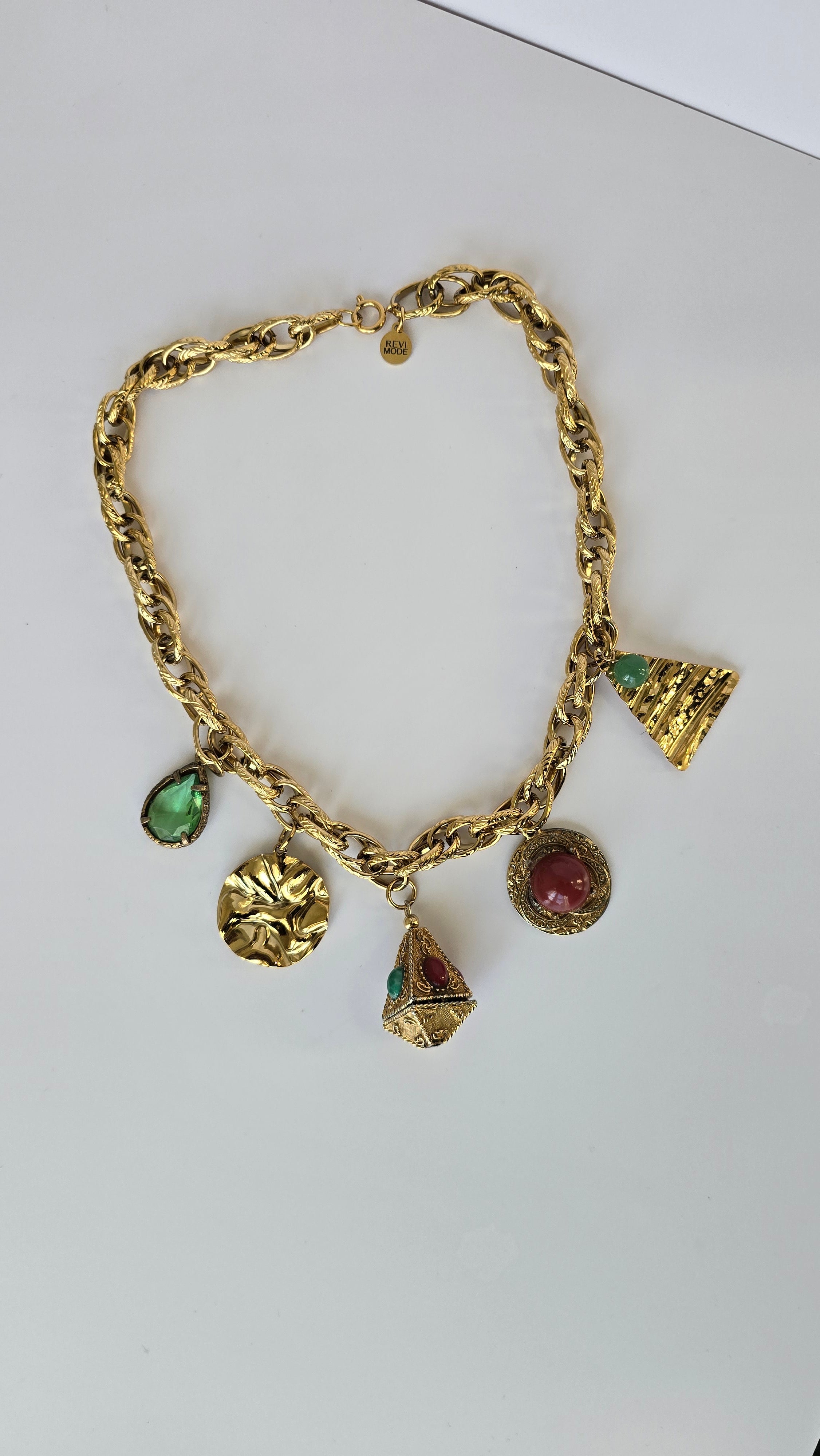 Paloma Revived Chunky Estrustan Charm Necklace