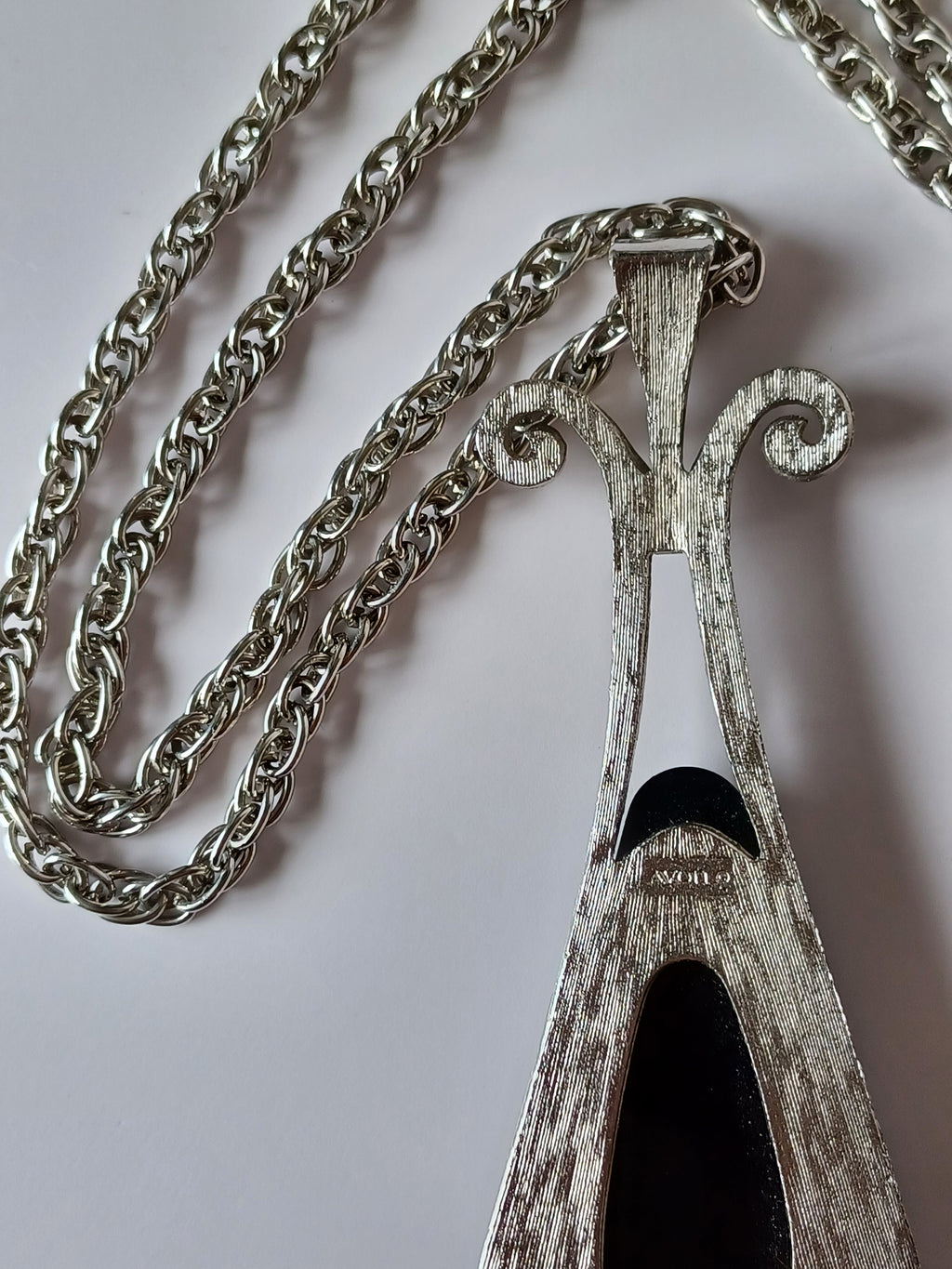 70's Avon Ebony Teardrop Necklace