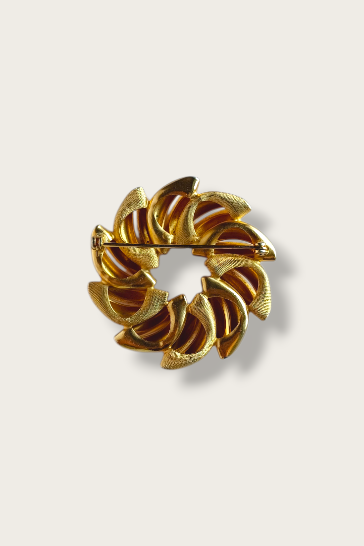 80's Pinwheel Brooch
