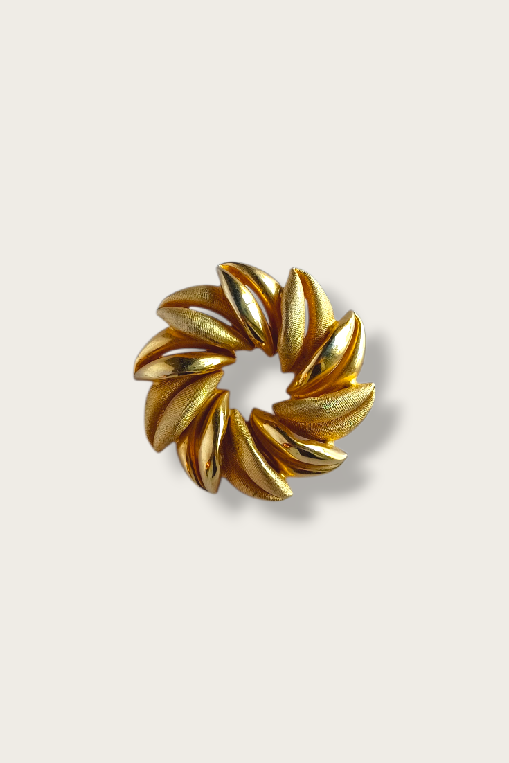 80's Pinwheel Brooch