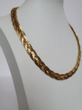 Load image into Gallery viewer, 90&#39;s Gold Toned Braided Necklace