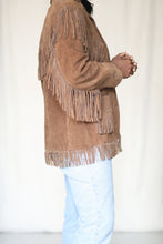Load image into Gallery viewer, 70&#39;s Brown Suede Fringe Jacket