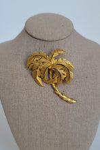 Load image into Gallery viewer, 60&#39;s Gold Tone Palm Tree Brooch