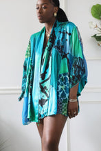 Load image into Gallery viewer, 90’s Blue Silk Patchwork Kimono